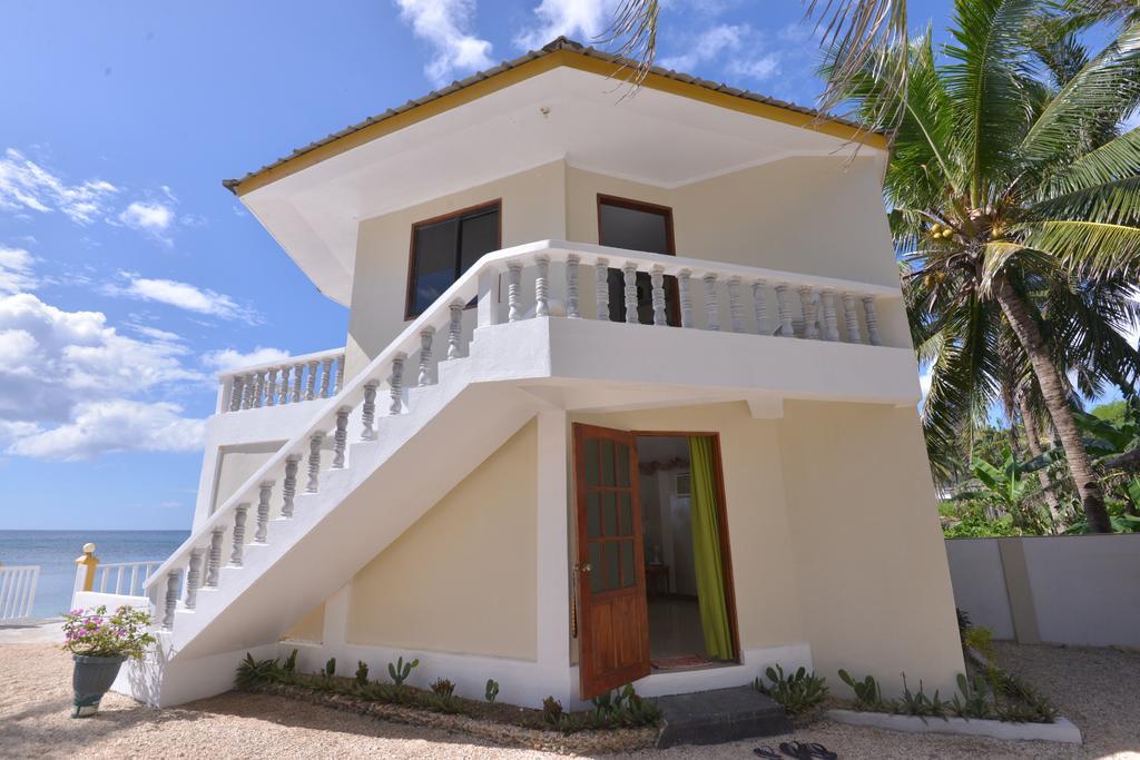 Lanas Beach Resort Romblon Island 外观 照片